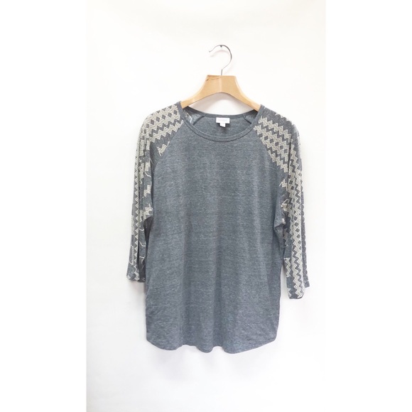 LuLaRoe Tops - LulaRoe Women’s Shirt Randy Tee Size 2XL